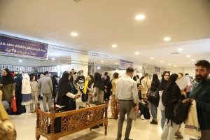 نمایشگاه کار و توانمندیهای دانشجویان دانشگاه علمی کاربردی فرهنگ و هنر واحد ۴۸ تهران 3 نمایشگاه کار و توانمندی های هنری در شهر تهران با شعار علم – ایده – ایدئولوژی – نتیجه برای بازدید عموم علاقمندان و متقاضیان موقعیت های شغلی برگزار شد.
